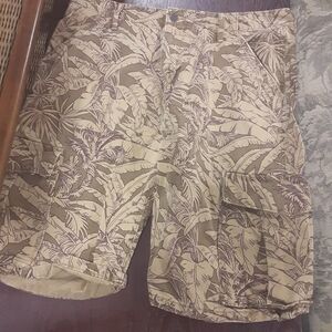 Levis Men Floral Hawaiian Style Shorts Brown 100% Cotton New Spring Summer Time